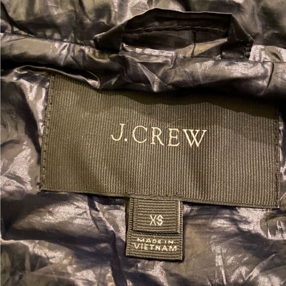 J. Crew Shiny Puffer Quilted Zipper
Vest, Down filled Navy Blue, sz XS - Picture 5 of 7